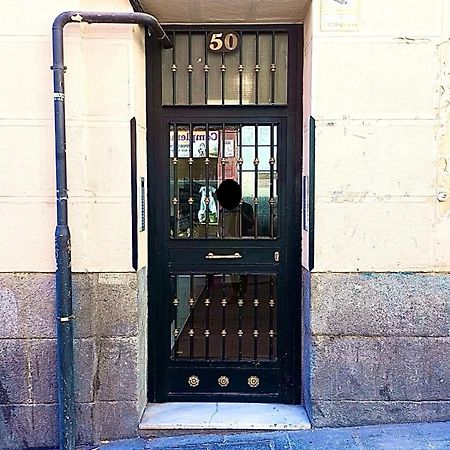 Ferienwohnung Acogedor Apartamento En El Centro De Madrid Exterior foto